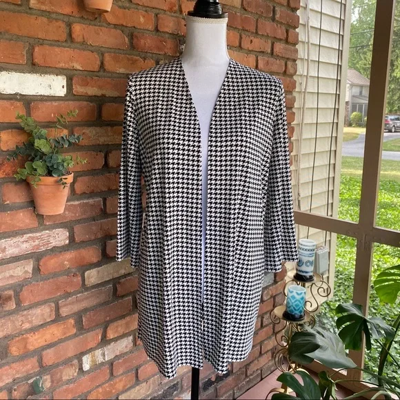 J Jill Wearever Collection Houndstooth Cardigan - Picture 5 of 7